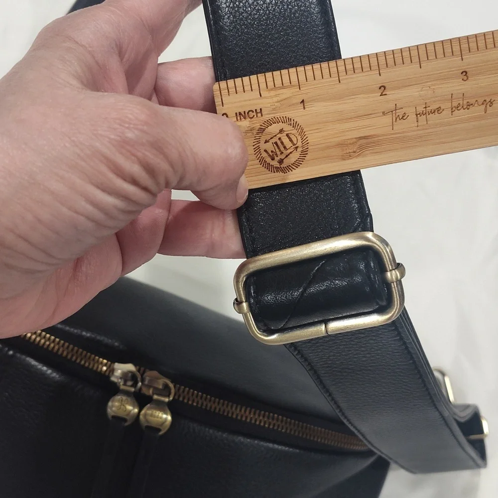 HOBO Hunter Medium Belt Bag In Black - Picture 2 of 12